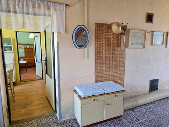 Prodej domu 78 m², Suchohrdly u Miroslavi