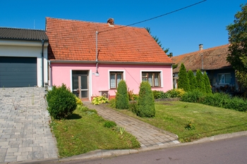 Prodej domu 78 m², Suchohrdly u Miroslavi