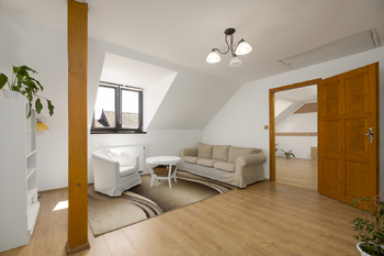 Prodej zemědělského objektu 310 m², Vražné