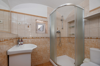 Prodej zemědělského objektu 310 m², Vražné