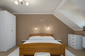 Prodej zemědělského objektu 310 m², Vražné