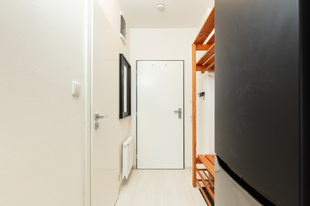 Pronájem bytu 1+kk v osobním vlastnictví 29 m², Praha 8 - Libeň