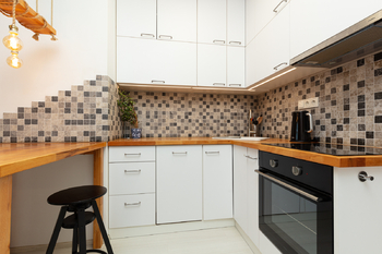Pronájem bytu 1+kk v osobním vlastnictví 29 m², Praha 8 - Libeň