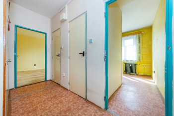 Prodej bytu 2+1 v osobním vlastnictví 52 m², Praha 10 - Strašnice