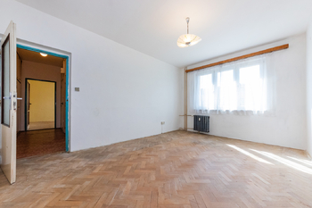 Prodej bytu 2+1 v osobním vlastnictví 52 m², Praha 10 - Strašnice
