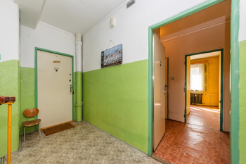 Prodej bytu 2+1 v osobním vlastnictví 52 m², Praha 10 - Strašnice