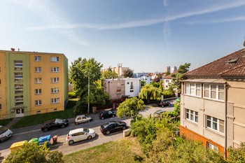 Prodej bytu 2+1 v osobním vlastnictví 52 m², Praha 10 - Strašnice