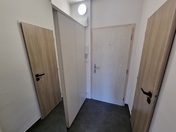 Pronájem bytu 2+kk v osobním vlastnictví 41 m², Praha 4 - Hodkovičky