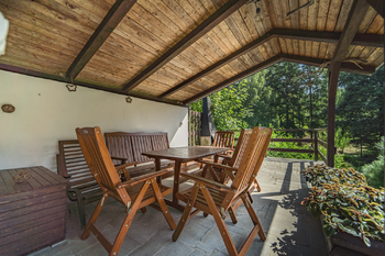 Prodej domu 202 m², Dolní Hbity