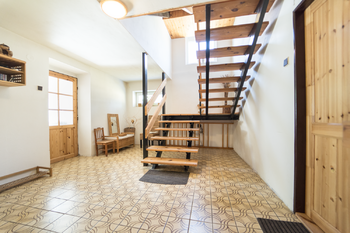 Prodej domu 202 m², Dolní Hbity
