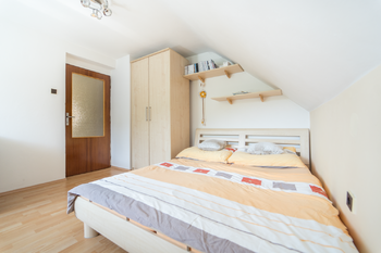 Prodej domu 202 m², Dolní Hbity