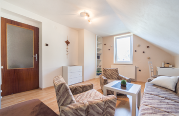 Prodej domu 202 m², Dolní Hbity