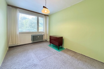 pokoj - Prodej bytu 3+1 v osobním vlastnictví 66 m², Praha 8 - Kobylisy