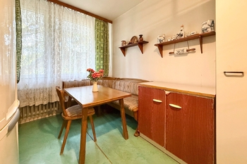 kuchyň - Prodej bytu 3+1 v osobním vlastnictví 66 m², Praha 8 - Kobylisy