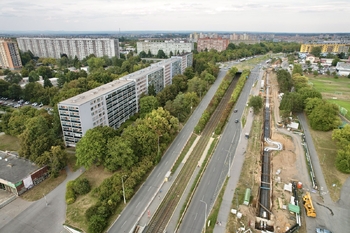 dům a ulice Střelničná - Prodej bytu 3+1 v osobním vlastnictví 66 m², Praha 8 - Kobylisy