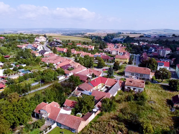 Prodej pozemku 3587 m², Nížkovice