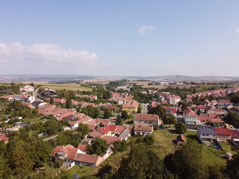 Prodej pozemku 3587 m², Nížkovice