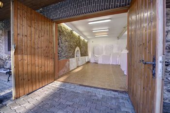 Prodej domu 541 m², Neustupov