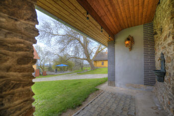 Prodej domu 541 m², Neustupov