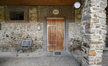 Prodej domu 541 m², Neustupov