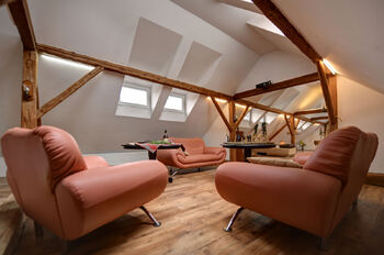 Prodej domu 541 m², Neustupov