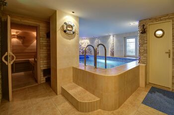 Prodej domu 541 m², Neustupov