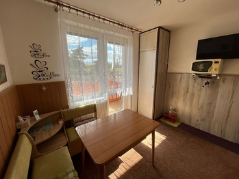 Prodej bytu 3+1 v osobním vlastnictví 84 m², Stálky