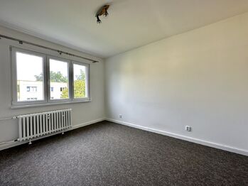Pronájem bytu 3+1 v osobním vlastnictví 70 m², Kladno