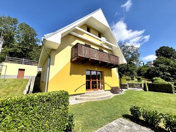 Prodej domu 1193 m², Malá Skála