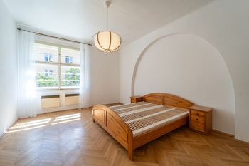Pronájem bytu 3+1 v osobním vlastnictví 82 m², Praha 10 - Vršovice