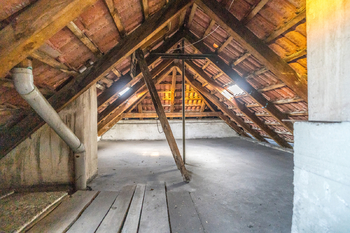 Půda - Prodej domu 151 m², Lužná