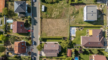 Prodej pozemku 673 m², Praha 9 - Újezd nad Lesy