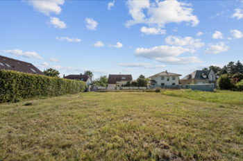 Prodej pozemku 673 m², Praha 9 - Újezd nad Lesy