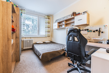Pokoj č.2 - Prodej bytu 4+kk v osobním vlastnictví 86 m², Praha 5 - Stodůlky
