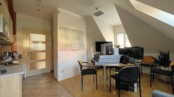 Pronájem kancelářských prostor 103 m², Praha 6 - Dejvice