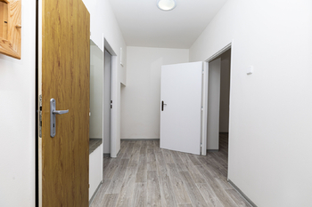 Byt č. 1 - Prodej nájemního domu 405 m², Roudnice nad Labem