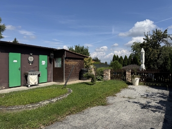 Dvorek - Prodej nájemního domu 405 m², Roudnice nad Labem