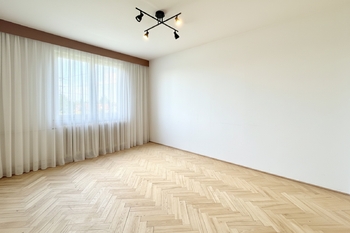 ložnice - Prodej domu 152 m², Hradec Králové