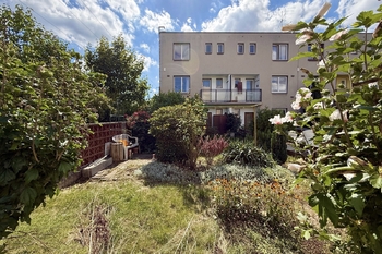 zahrada - Prodej domu 152 m², Hradec Králové