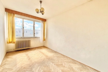 pracovna - Prodej domu 152 m², Hradec Králové