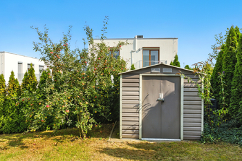 kůlna - Prodej bytu 3+kk v osobním vlastnictví 78 m², Mníšek pod Brdy