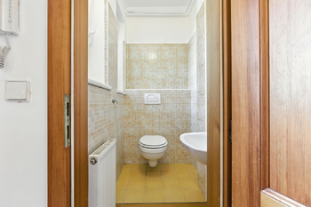 samostatné wc - Pronájem bytu 2+kk v osobním vlastnictví 44 m², Praha 3 - Žižkov