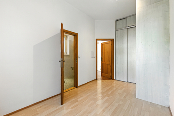 ložnice - Pronájem bytu 2+kk v osobním vlastnictví 44 m², Praha 3 - Žižkov