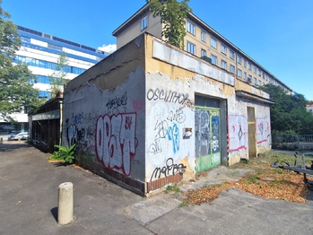 Pronájem obchodních prostor 420 m², Praha 4 - Michle