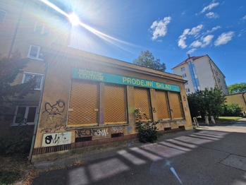 Pronájem obchodních prostor 420 m², Praha 4 - Michle