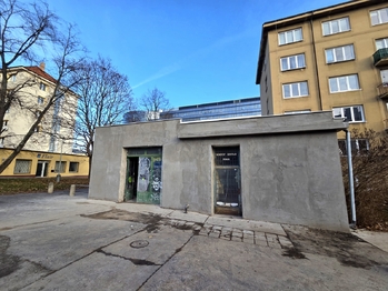 Pronájem obchodních prostor 420 m², Praha 4 - Michle