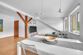 Pronájem bytu 2+kk v osobním vlastnictví 74 m², Milovice