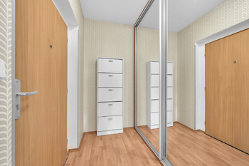 Pronájem bytu 2+kk v osobním vlastnictví 74 m², Milovice