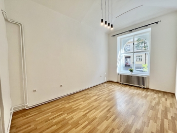 Pronájem bytu 2+1 v osobním vlastnictví 60 m², Praha 2 - Vinohrady
