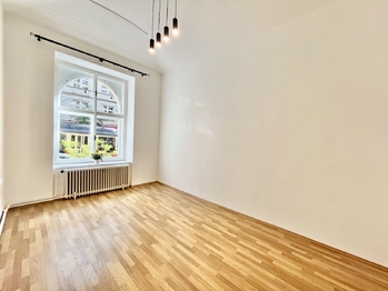 Pronájem bytu 2+1 v osobním vlastnictví 60 m², Praha 2 - Vinohrady